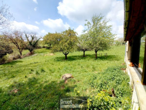 A 10 min d'ESPALION, maison T5 sur 3900 m2 de terrain