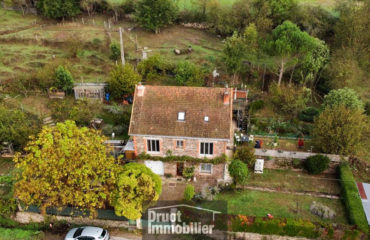 A 5 minutes d'ESPALION, maison T5 de 120m2 sur une parcelle de 4928 m2