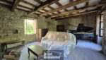 Ancien moulin, 8000 m2 de terrain, à 5 minutes de LAISSAC