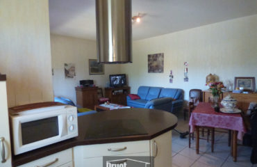 Appartement de type 2 avec terrasse