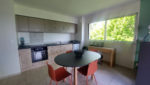Appartement T2 meublé avec terrasse, place de parking - OLEMPS
