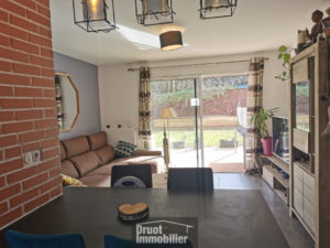Appartement T3 avec jardin, garage et 1 place de parking