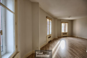 Appartement T4 - Place d'Armes