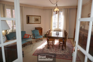 Appartement T4 place d'Armes - RODEZ