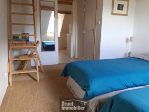 Bel ensemble immobilier rénové à 5 min d'Espalion