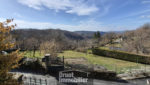 Belle propriété en pierres avec maison d'habitation, dépendances, terrain