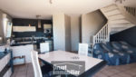 BOZOULS, proximité des commerces, maison de Type 5 avec garage et jardin attenant