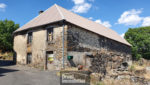  AUBRAC - GRANGE AVEC TERRAIN - ASSAINISSEMENT COLLECTIF