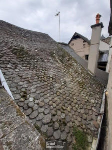  Maison, à rénover, située au centre du village de SAINT COME D'OLT
