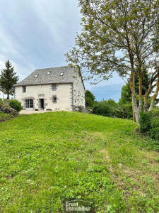 Cadre exceptionnel, maison rénovée à la Trinitat