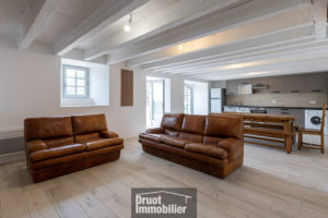 Cadre exceptionnel, maison rénovée à la Trinitat