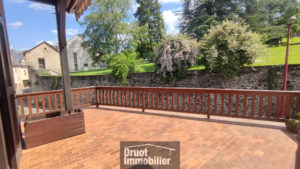 Coeur de ville ESPALION, maison avec garage et jardin