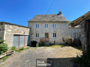 Corps de ferme - Campouriez