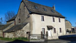 Ensemble de deux maisons, garage, terrasse et jardin