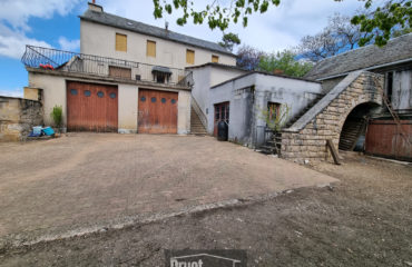 ENSEMBLE : MAISON - GRANGE - TERRAIN - garage -atelier
