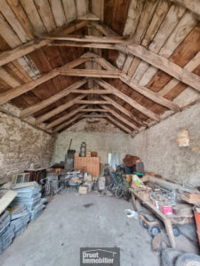 ENSEMBLE : MAISON - GRANGE - TERRAIN - garage -atelier