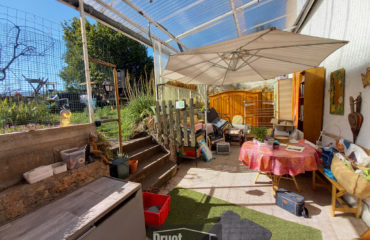ESPALION, centre ville maison T4 avecgarage et terrain attenant