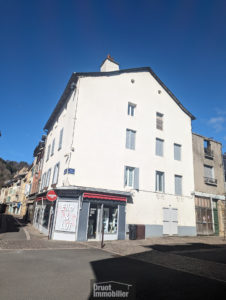 IMMEUBLE avec local commercial - Cœur de ville