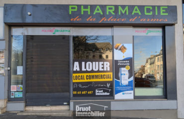 Local commercial 115m2 - Place d'Armes - RODEZ