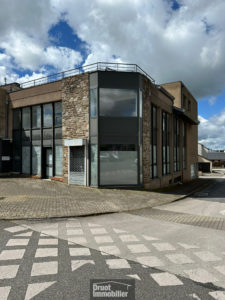 Local commercial de 210m2 - LA PRIMAUBE