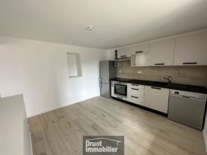 Logement rénové - LAGUIOLE