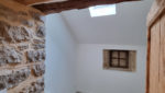 Maison avec cour et terrain non attenant à 20m