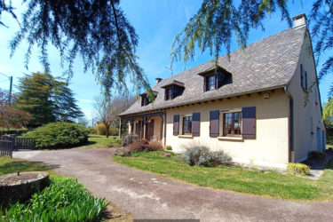 Maison d'architecte de type 6 avec grand terrain
