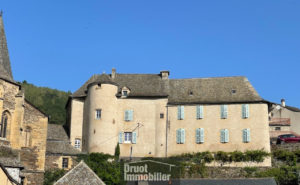Maison de caractère rénovée - ESTAINg