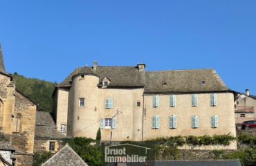 Maison de caractère rénovée - ESTAINg