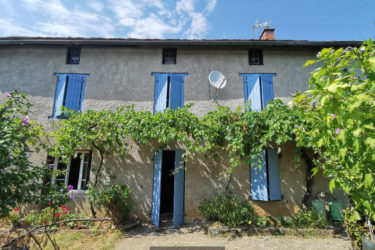 Maison de type 6 avec jardin