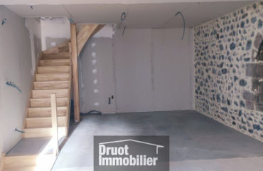 Maison de ville / gîte, ESPALION, 200 m2 en cours de rénovation