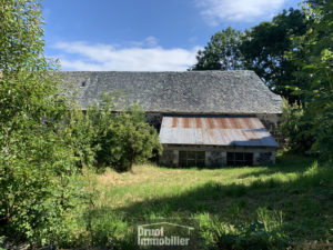 Maison en pierres à rénover entièrement sur la commune d'Argences en Aubrac