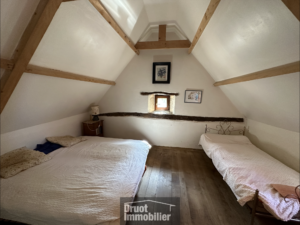 Maison en pierres de 124m2 habitables - 15 minutes de BOZOULS