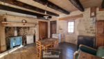 MAISON - GRANGE de 55m2 - garage et cour. CRUEJOULS.
