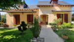 MAISON ST GENIEZ D'OLT AUBRAC -170m2- sous sol garage et terrain de 2046m2