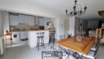 ST GENIEZ D OLT AUBRAC - APPARTEMENT - GARAGE - PARKING PRIVATIF