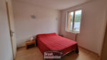 ST GENIEZ D OLT AUBRAC - APPARTEMENT - GARAGE - PARKING PRIVATIF