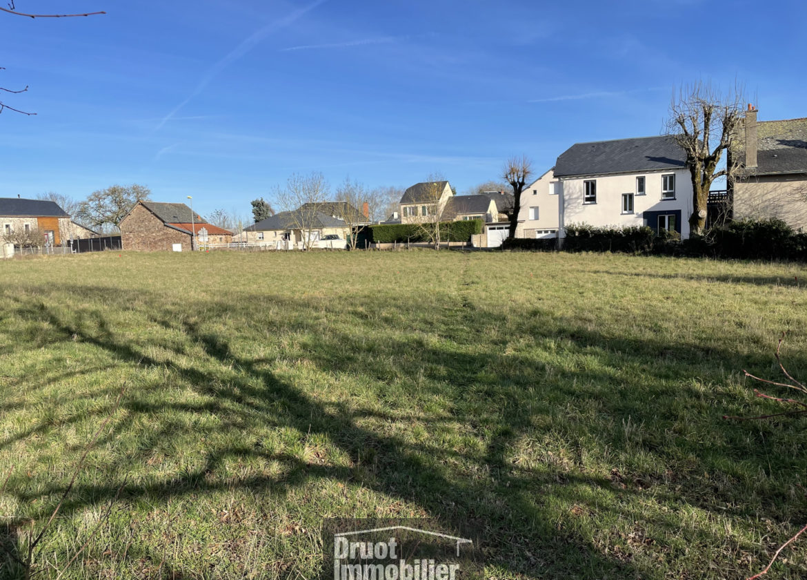 Terrain de 1100m2