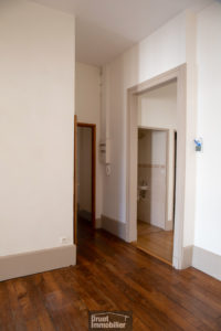 Tour de ville appartement T4 avec ascenseur et place de parking