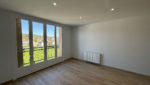 Appartement entièrement rénové de type T4 avec balcon et cave proche du centre-ville d'Espalion