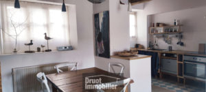 Bel ensemble immobilier rénové à 5 min d'Espalion