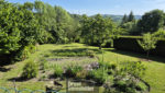 Belle propriété en pierres avec maison d'habitation, dépendances, terrain