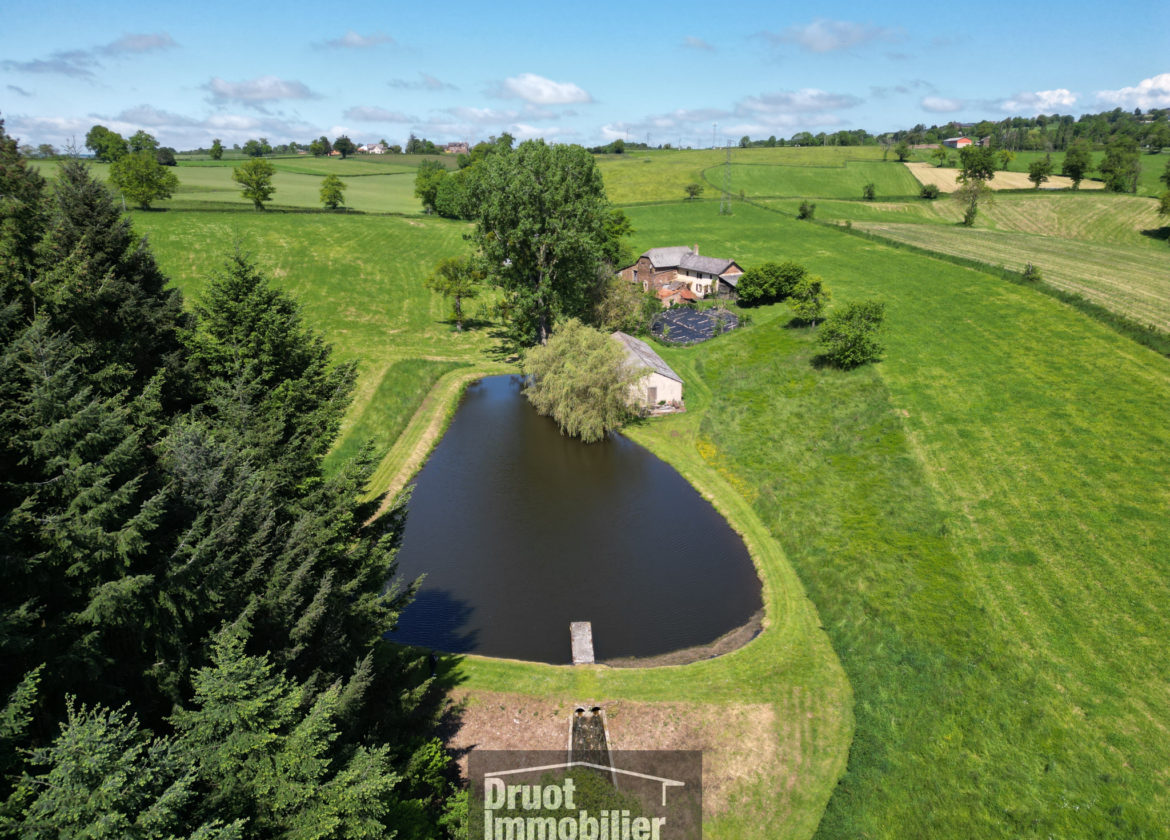 Ensemble immobilier Mayran