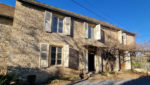 MAISON avec jardin et terrain. - Ancienne Auberge - Secteur Laissac