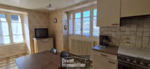 Maisons de village, garage, FLORENTIN LA CAPELLE