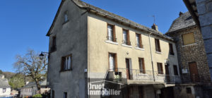 Maisons de village, garage, FLORENTIN LA CAPELLE
