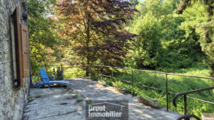Ancien moulin, 8000 m2 de terrain, à 5 minutes de LAISSAC