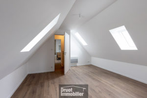 Cadre exceptionnel, maison rénovée à la Trinitat