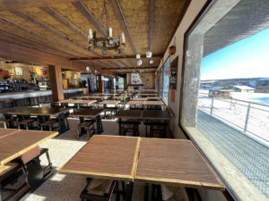 CHALET AUX PISTES DE SKI DU BOUYSSOU