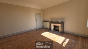 Ensemble de deux maisons, garage, terrain, ESPALION